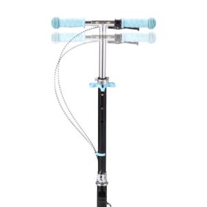scooter with adjustable handlebar